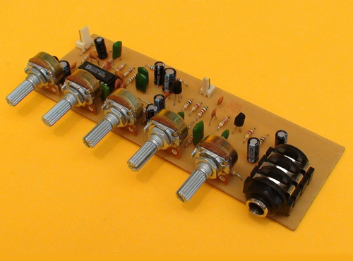 Preamplificador para Micrófono con Reverb y Delay